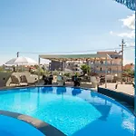 Hotel Vullkan 4*